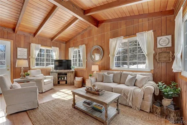 $189,900 | 13357 Ward Road, Holland, NY 14080