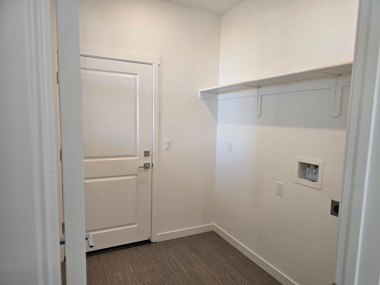 3093 Abrams Drive Marina, CA 93933 - Photo 5 of 14