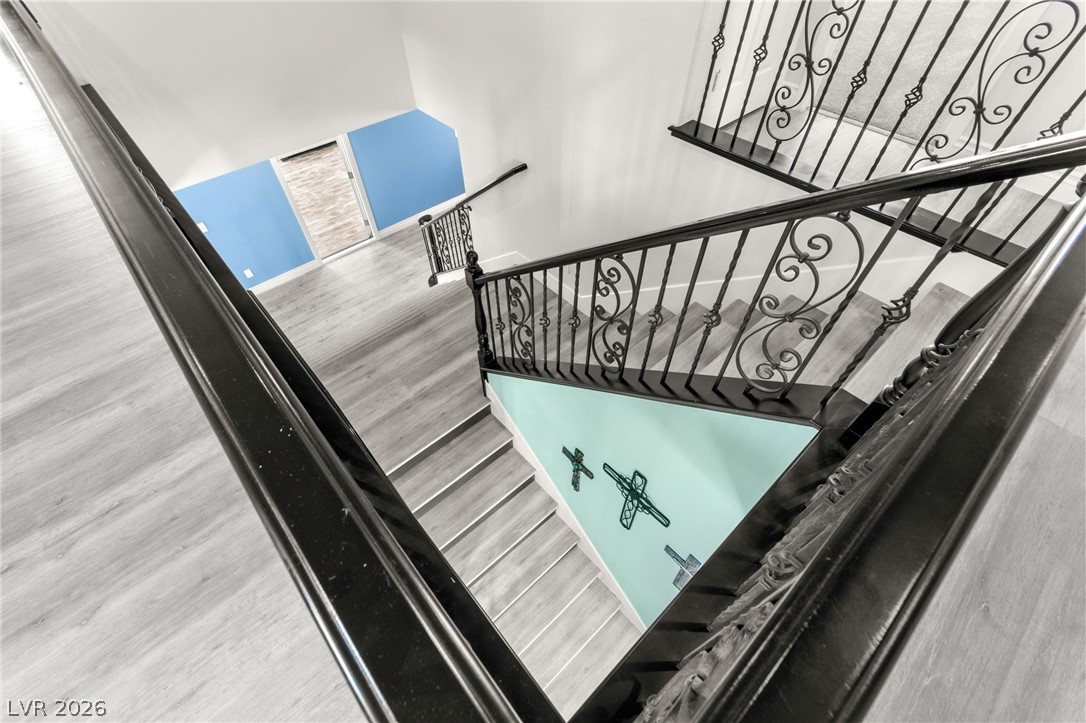 5601 Rocky Ravine Avenue Las Vegas, NV 89131 - Photo 35 of 71 View of staircase