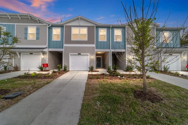 a house view with a outdoor space