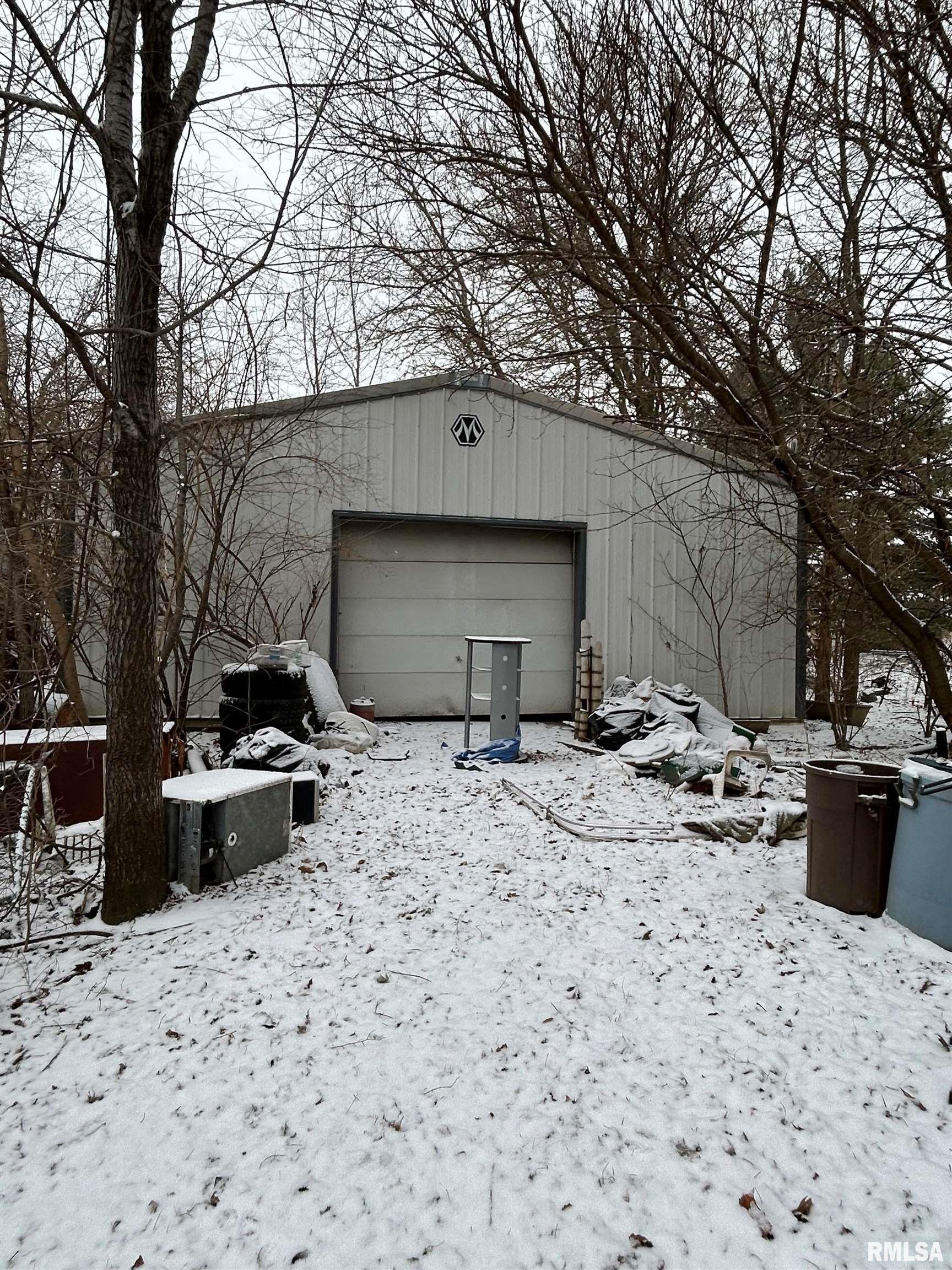 6814 North Koerner Road Edwards, IL 61528 - Photo 3 of 3 Gallery Image 3