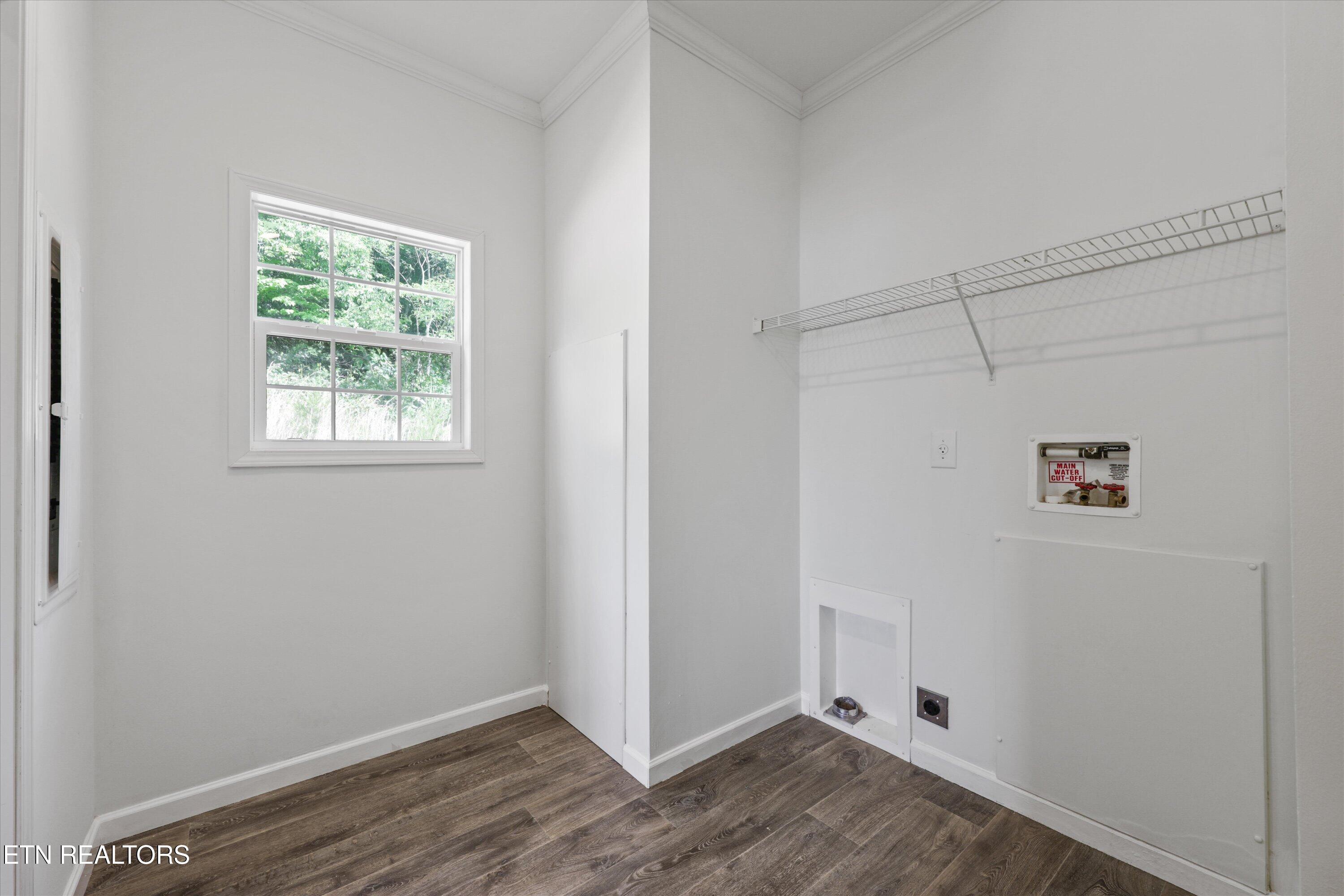 4323 McKamey Road Knoxville, TN 37921 - Photo 28 of 29 Laundry/Utility