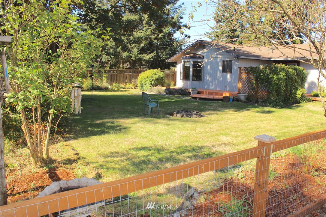 8515 176th Avenue Southwest Rochester, WA 98579 - Photo 4 of 25