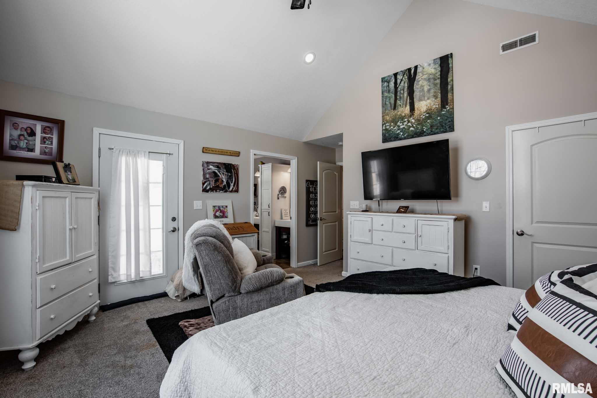 1135 Palzo Road Creal Springs, IL 62922 - Photo 16 of 40