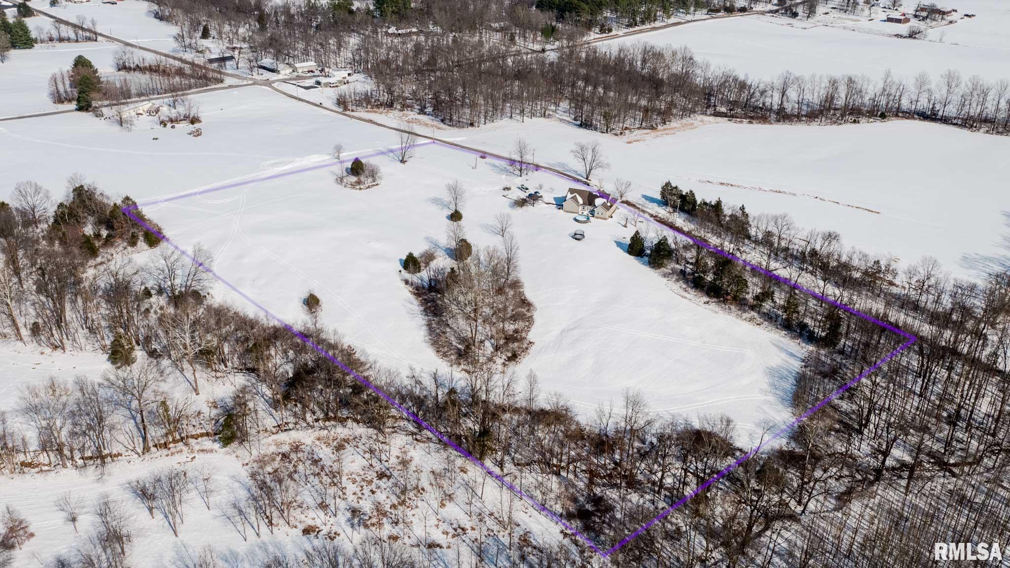 1135 Palzo Road Creal Springs, IL 62922 - Photo 3 of 40