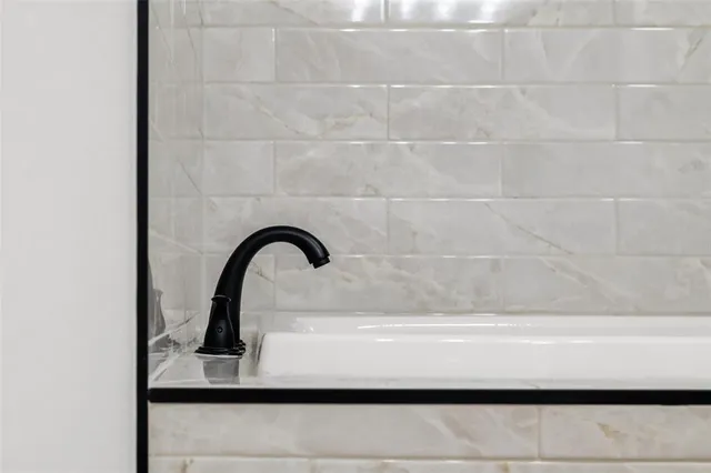 $309,900 | 114 Tarrant Drive, Euless, TX 76039