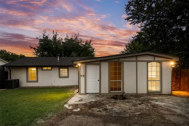 $309,900 | 114 Tarrant Drive, Euless, TX 76039