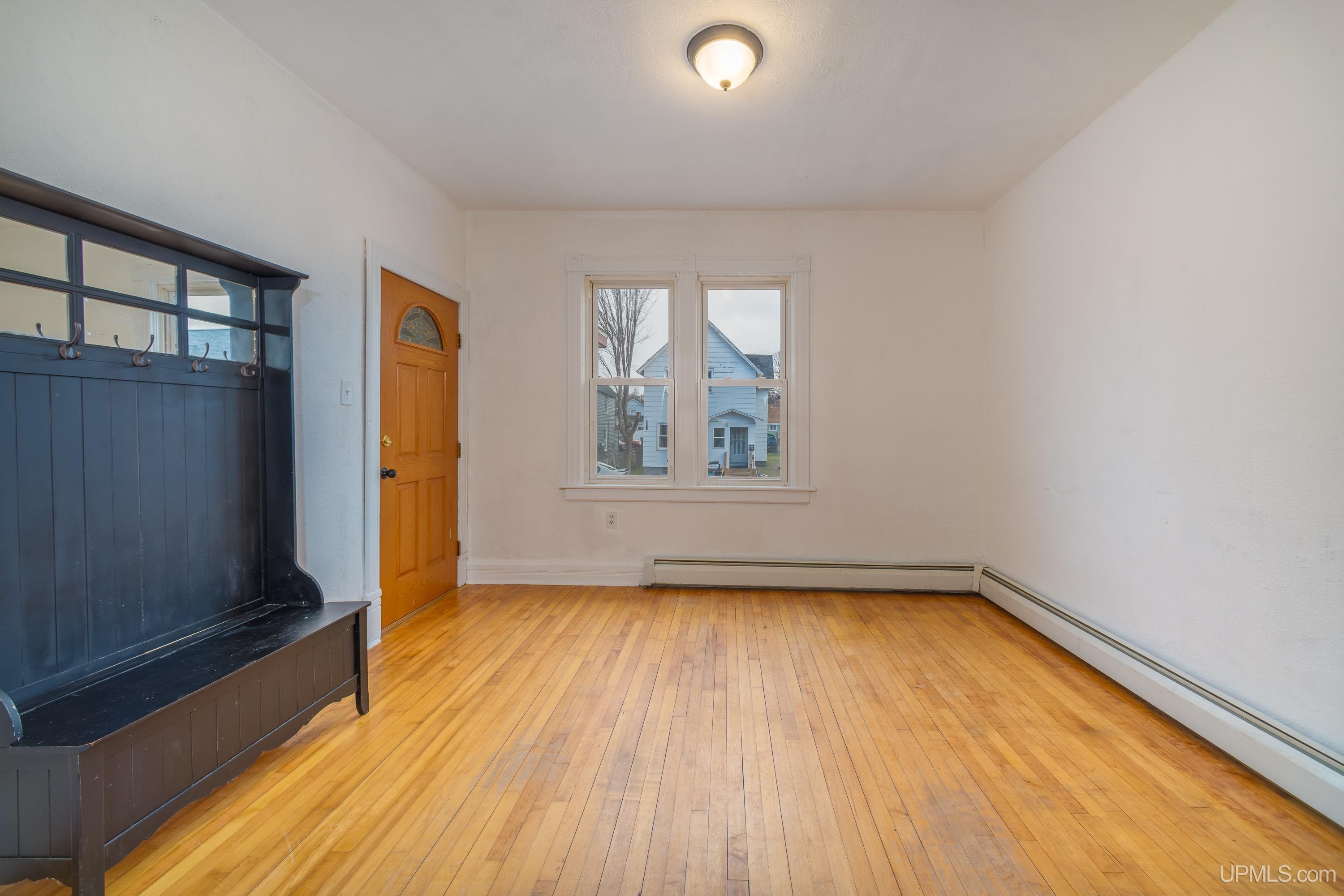 129 West Superior Street Ishpeming, MI 49849 - Photo 4 of 32