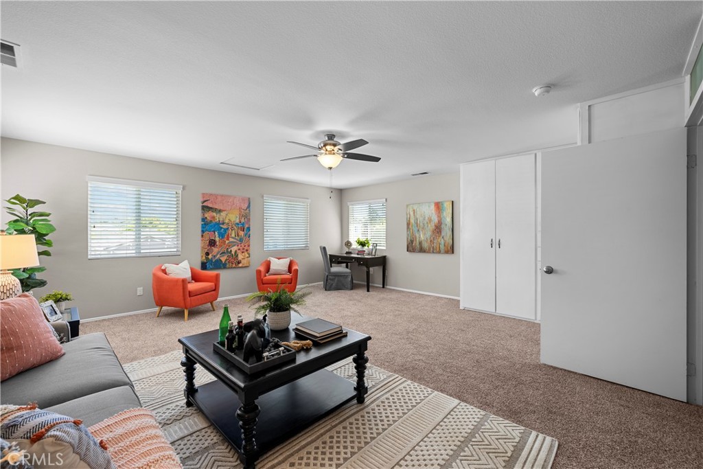 28244 Springvale Lane Castaic, CA 91384 - Photo 23 of 42
