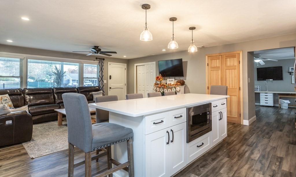 143 Francine Road Raynham, MA 02767 - Photo 6 of 28 Gallery Image 6