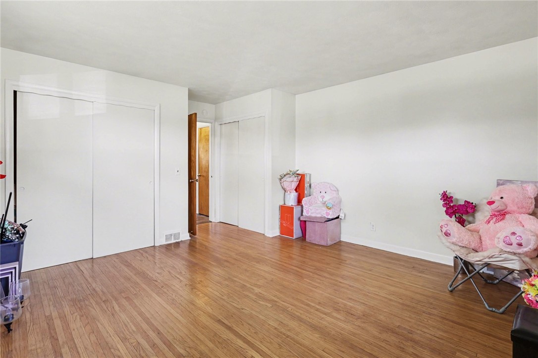 220 Ellington Road Greece, NY 14616 - Photo 17 of 26