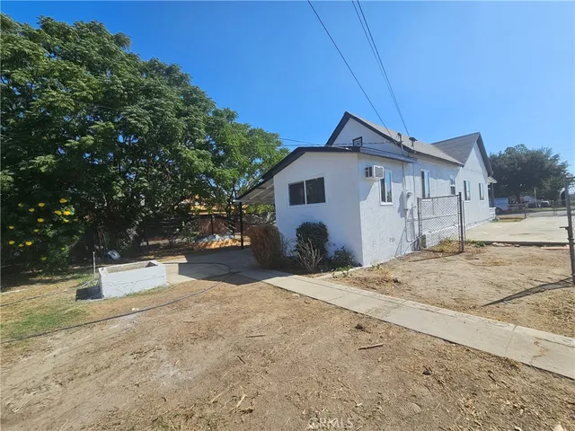 $495,000 | 207-207 East O Street, Colton, CA 92324