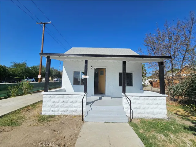 $495,000 | 207-207 East O Street, Colton, CA 92324
