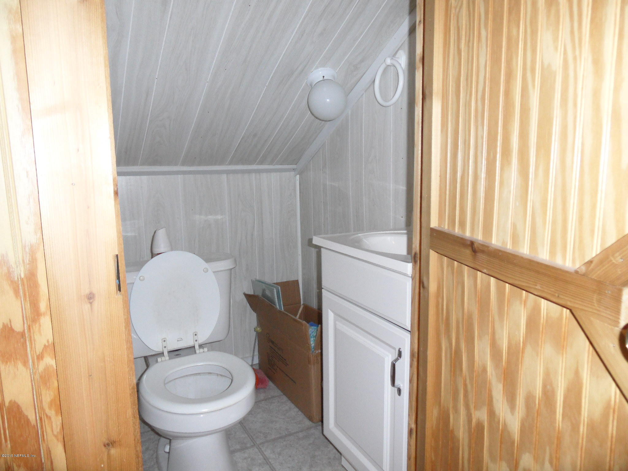 2873 Eagle Point Road Middleburg, FL 32068 - Photo 18 of 50 Half bath in law qtr