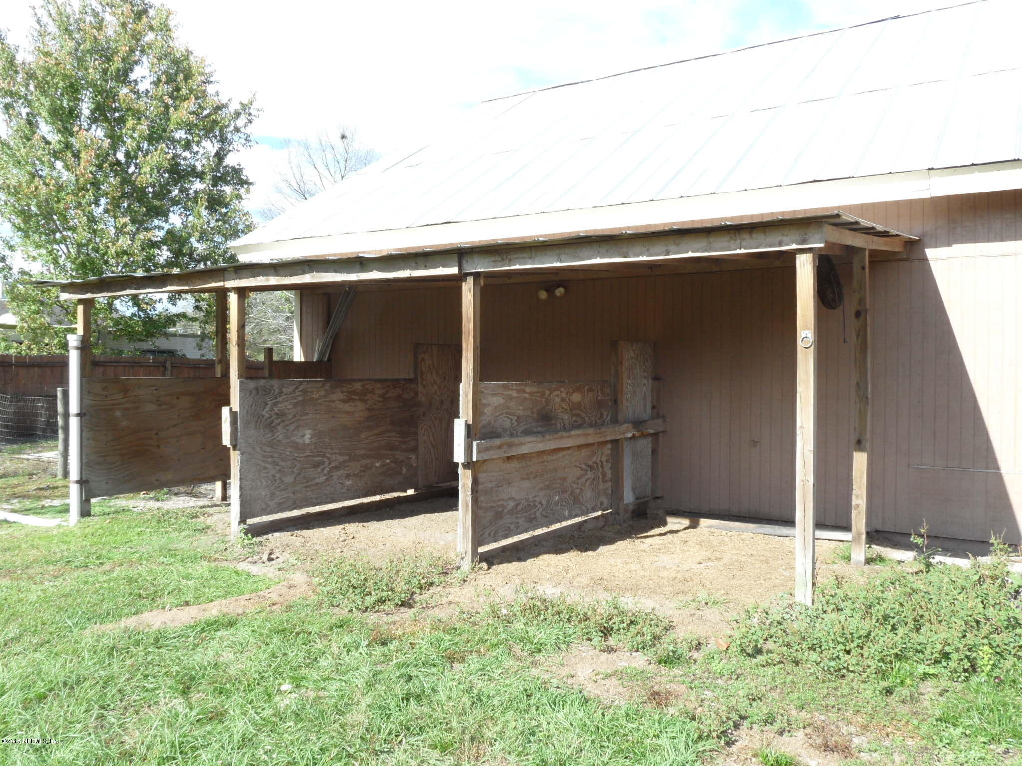 2873 Eagle Point Road Middleburg, FL 32068 - Photo 27 of 50 Horse stalls