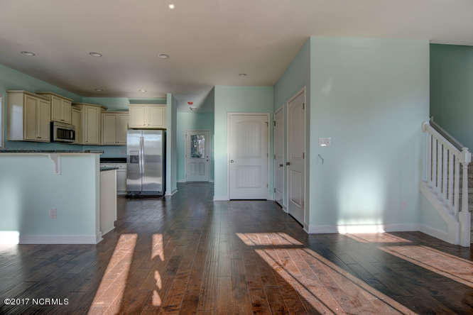 122 Atkinson Road Surf City, NC 28445 - Photo 19 of 51 122 Atkinson Rd Surf City NC-small-019-1