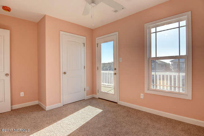 122 Atkinson Road Surf City, NC 28445 - Photo 27 of 51 122 Atkinson Rd Surf City NC-small-027-2