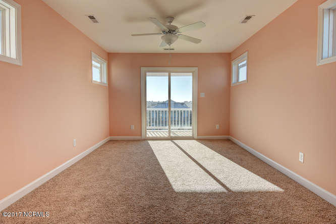 122 Atkinson Road Surf City, NC 28445 - Photo 32 of 51 122 Atkinson Rd Surf City NC-small-032-3