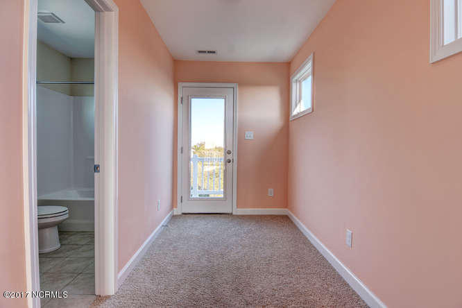 122 Atkinson Road Surf City, NC 28445 - Photo 39 of 51 122 Atkinson Rd Surf City NC-small-039-3