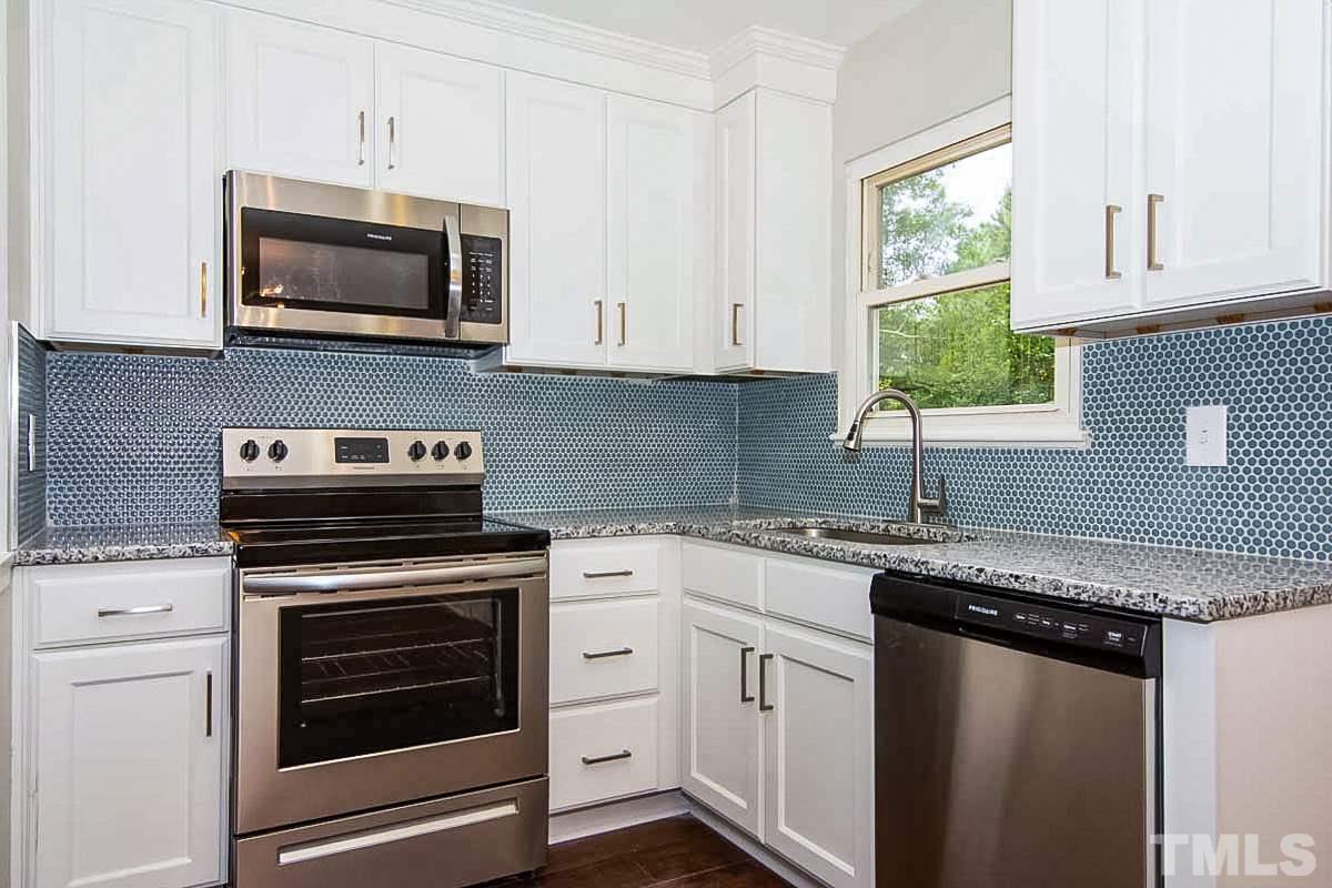 2516 Sanderford Road Raleigh, NC 27610 - Photo 4 of 23