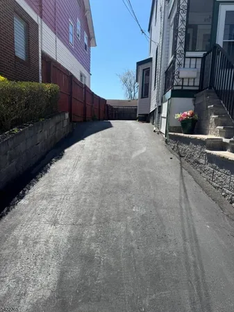 $575,000 | 14 Helen Place, Newark, NJ 07106