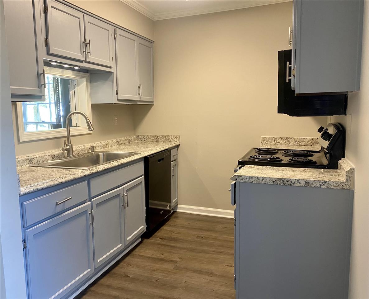 214 South Walnut Bend Road Memphis, TN 38018 - Photo 10 of 24