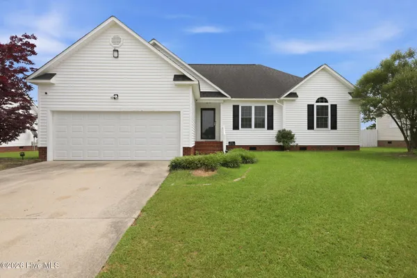 $290,000 | 726 East Main Street, Winterville, NC 28590