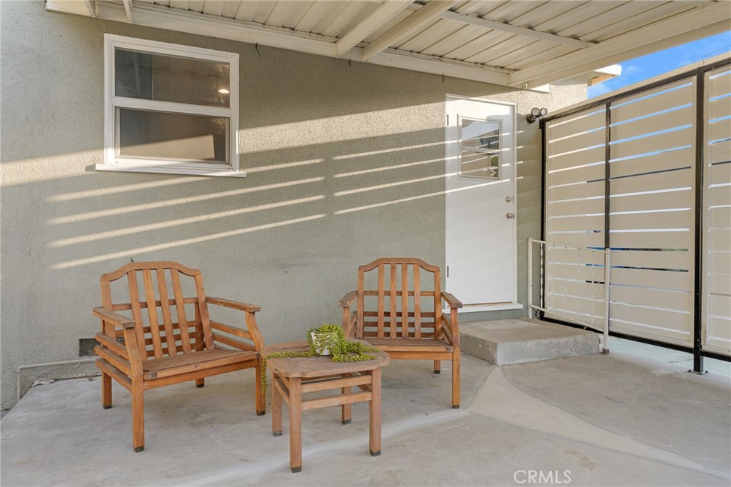 5027 West 135th Street Hawthorne, CA 90250 - Photo 17 of 24 a view of a room that has a bench in it