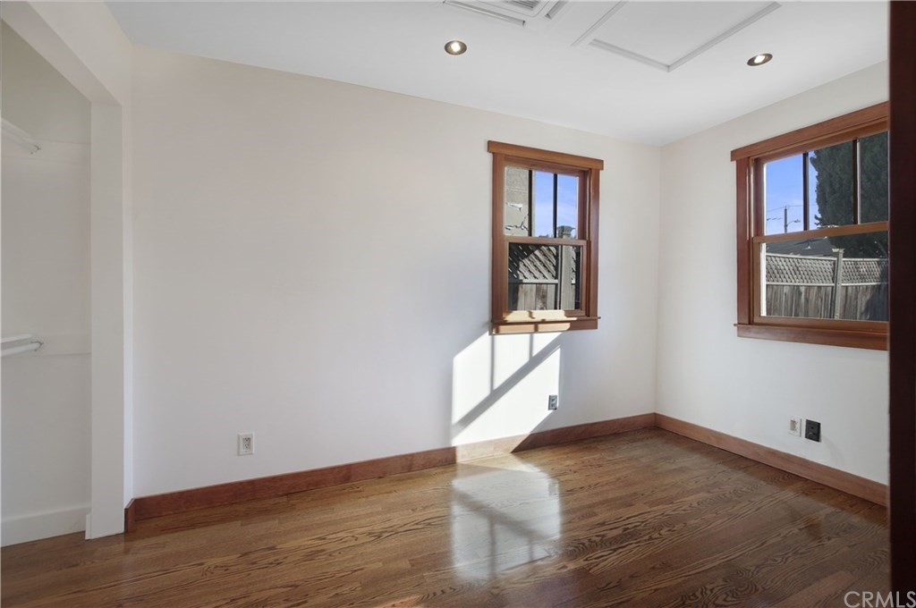5027 West 135th Street Hawthorne, CA 90250 - Photo 24 of 24 a view of empty room with wooden floor and fan