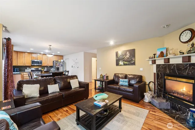 $4,800 | 10185 224th Avenue Northeast, Redmond, WA 98053