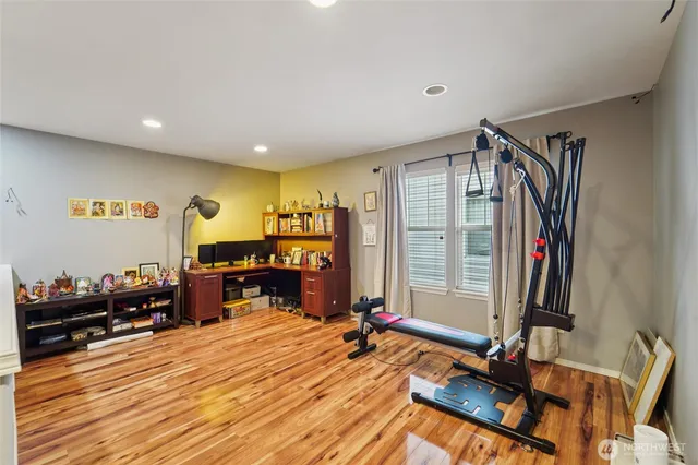 $4,800 | 10185 224th Avenue Northeast, Redmond, WA 98053