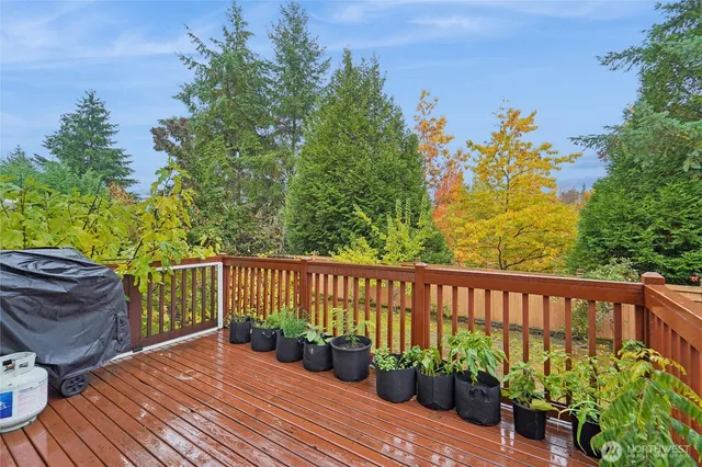 $4,800 | 10185 224th Avenue Northeast, Redmond, WA 98053