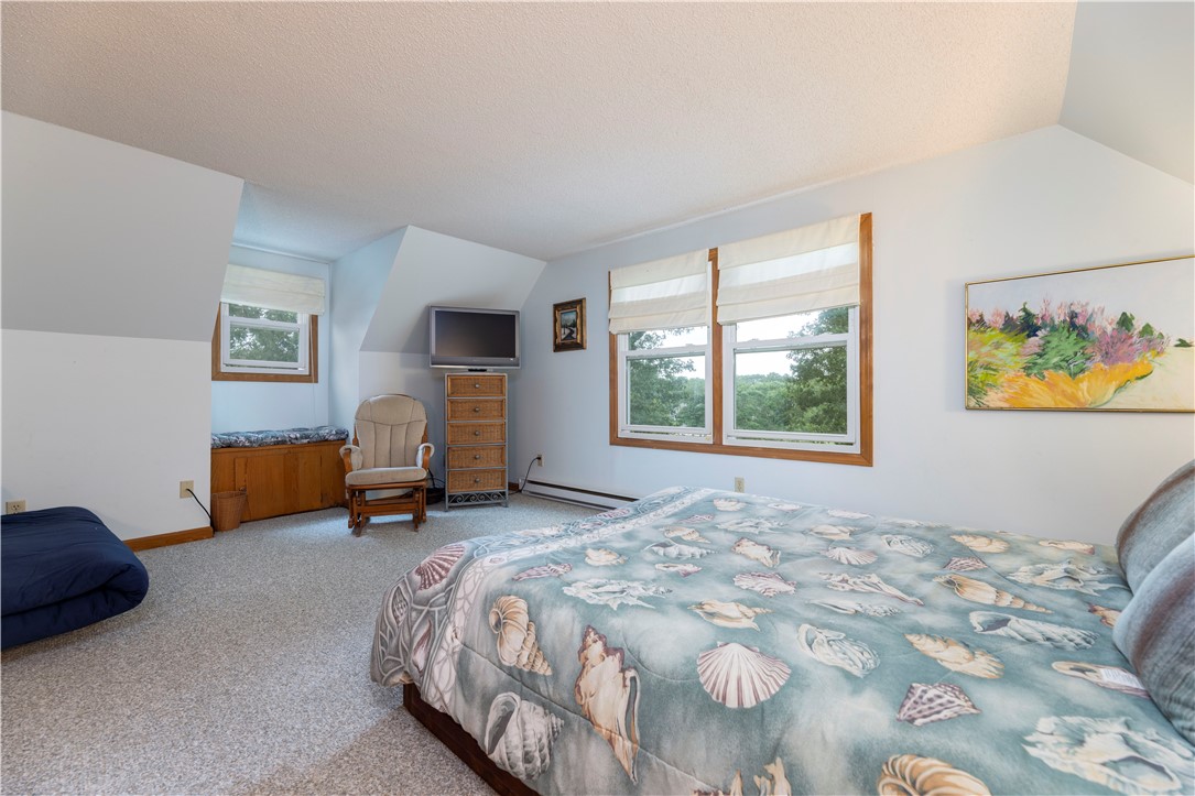 7 Wicklow Road Westerly, RI 02891 - Photo 17 of 33