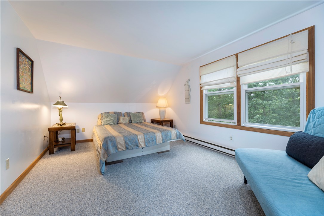 7 Wicklow Road Westerly, RI 02891 - Photo 18 of 33