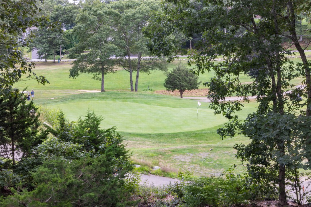 7 Wicklow Road Westerly, RI 02891 - Photo 20 of 33