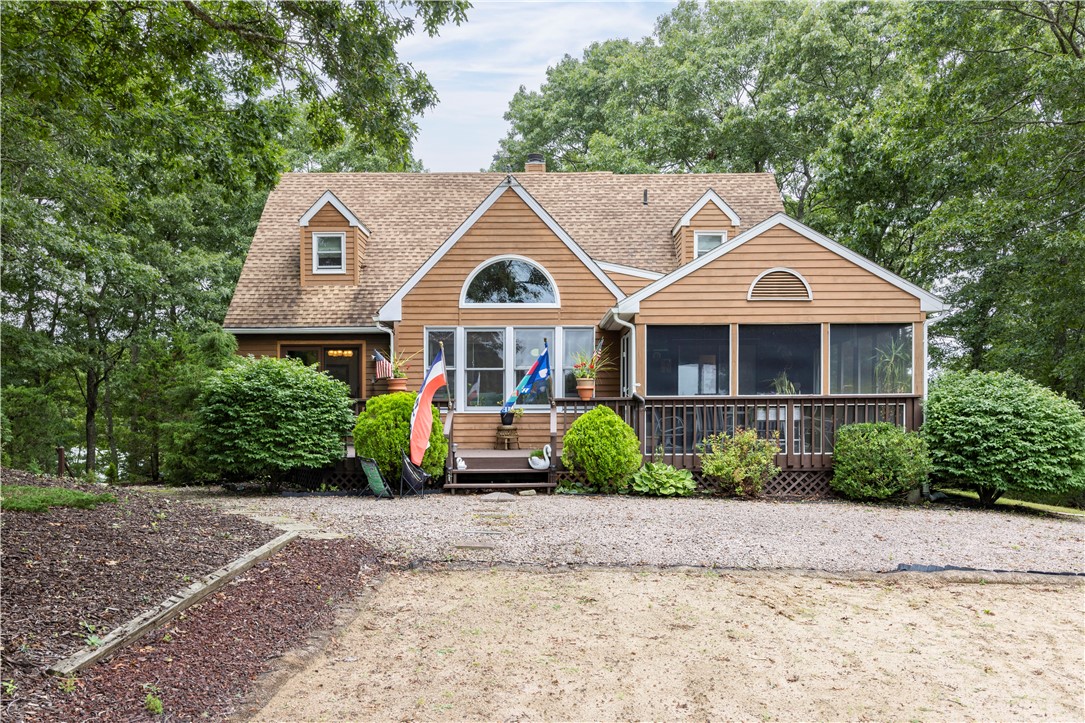 7 Wicklow Road Westerly, RI 02891 - Photo 2 of 33