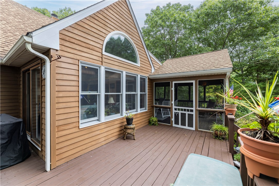 7 Wicklow Road Westerly, RI 02891 - Photo 7 of 33