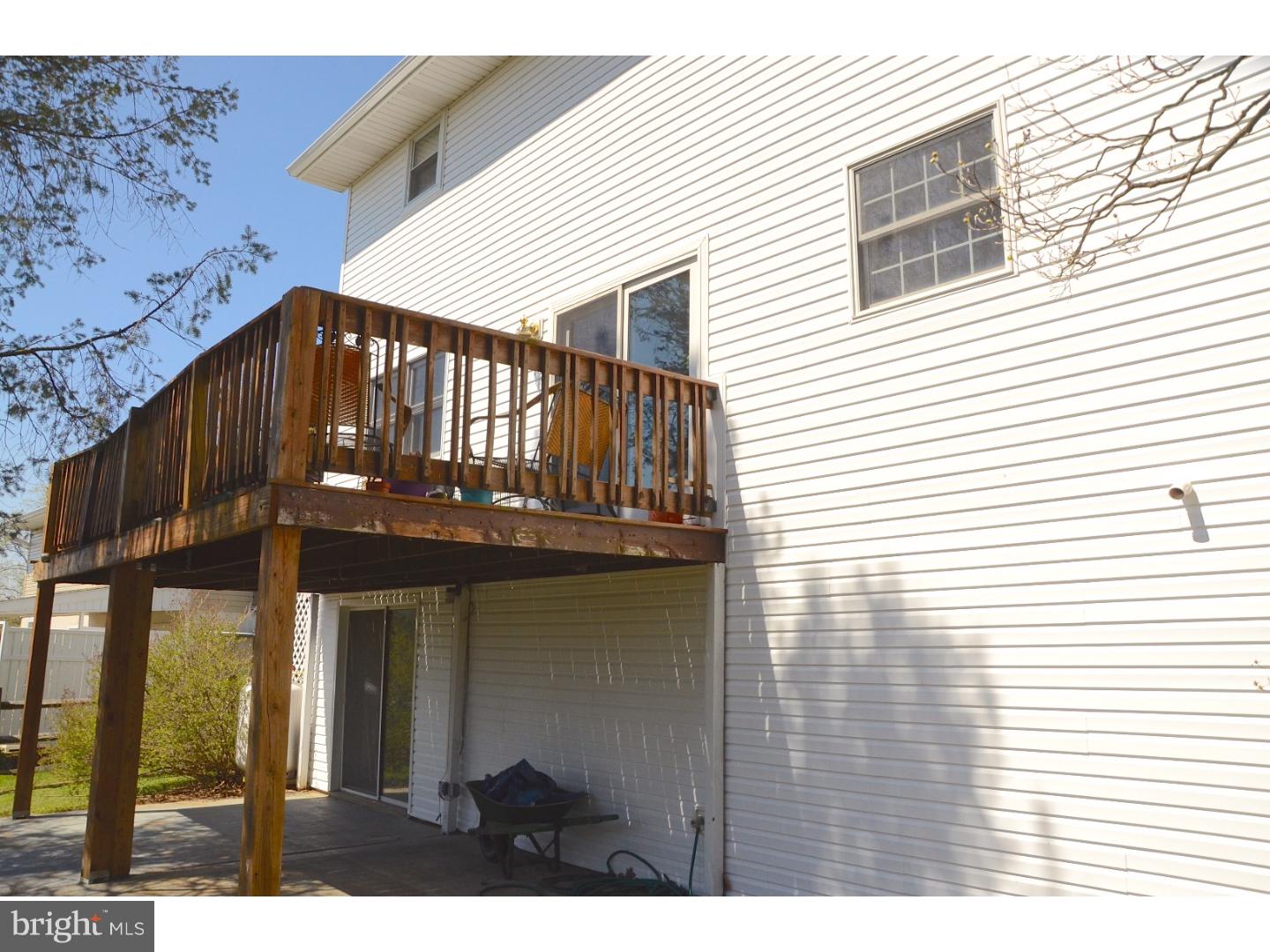 313 West Neversink Road Reading, PA 19606 - Photo 19 of 25 Deck