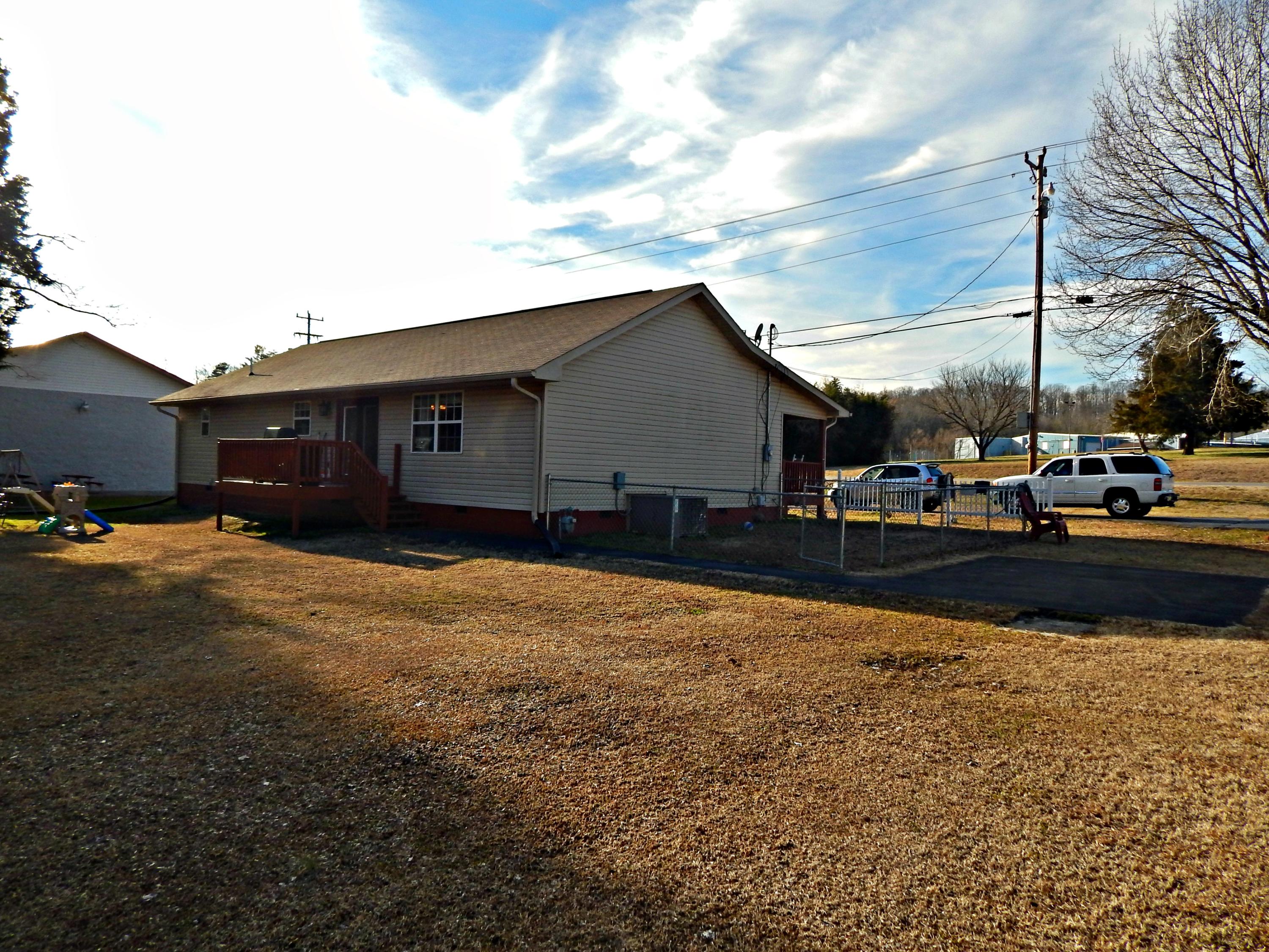 672 Gallaher Road Kingston, TN 37763 - Photo 5 of 19 6