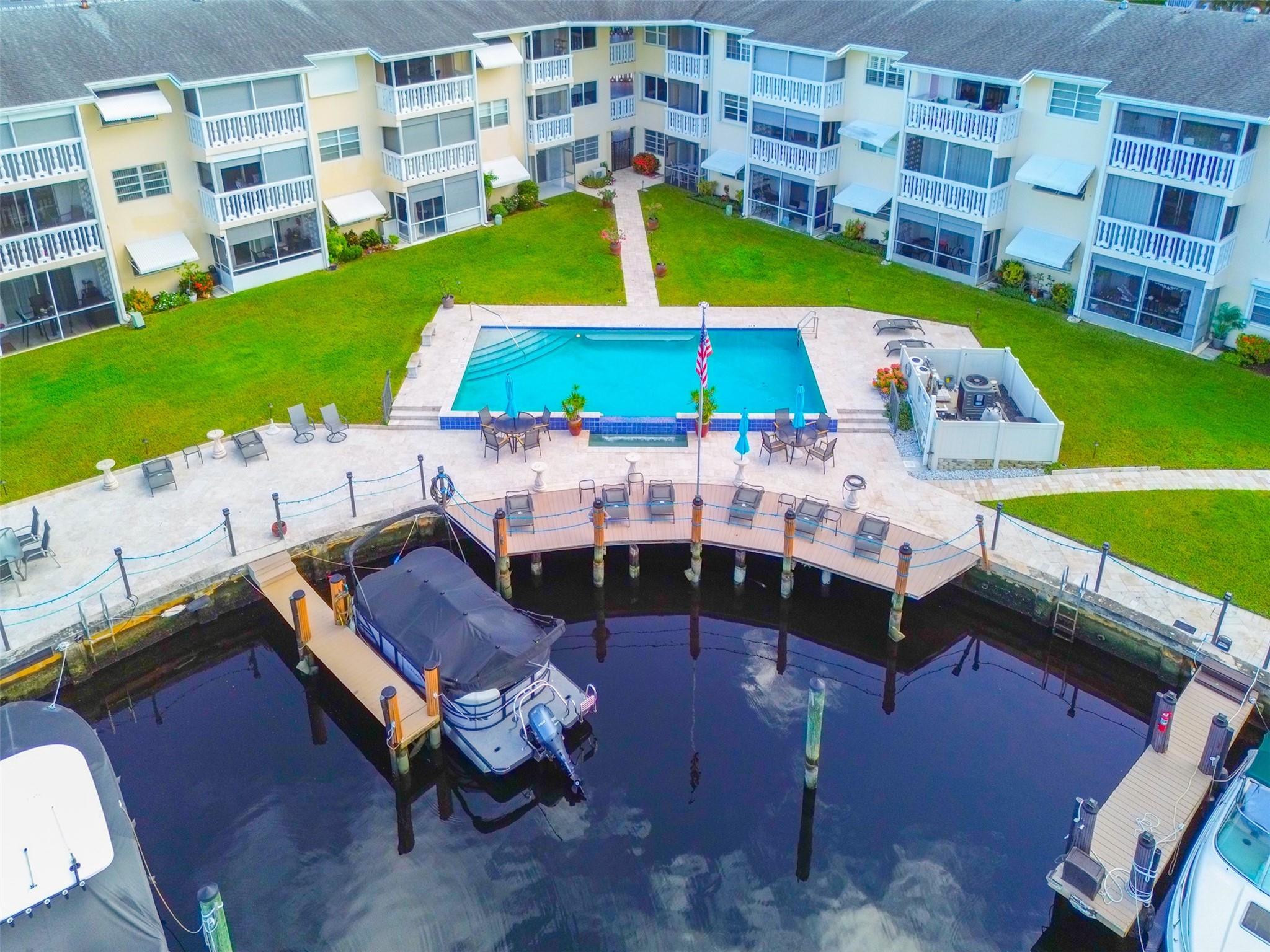 700 Pine Drive, Unit 308 Pompano Beach, FL 33060 - Photo 6 of 32 Photo 6