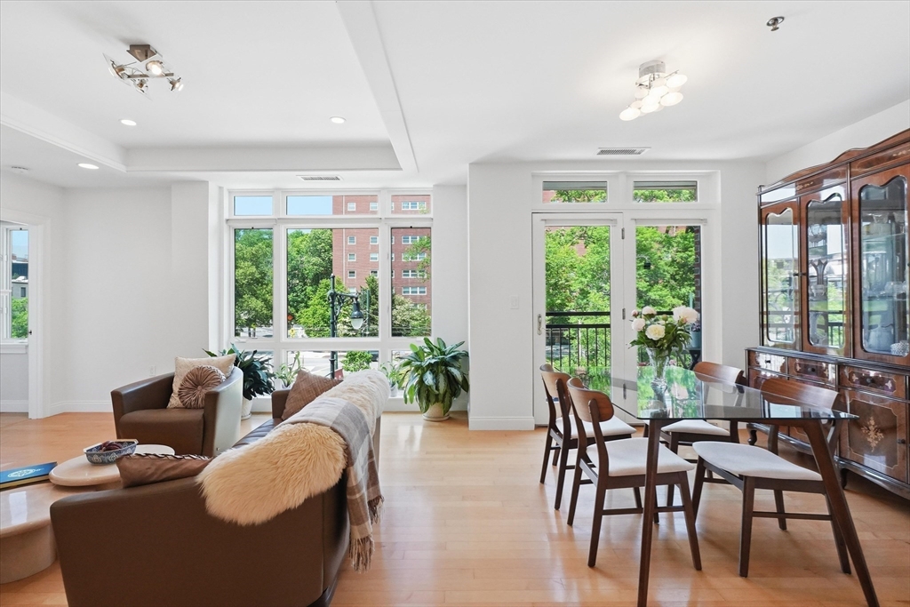 1601 Beacon Street, Unit 302 Brookline, MA 02446 - Photo 6 of 29