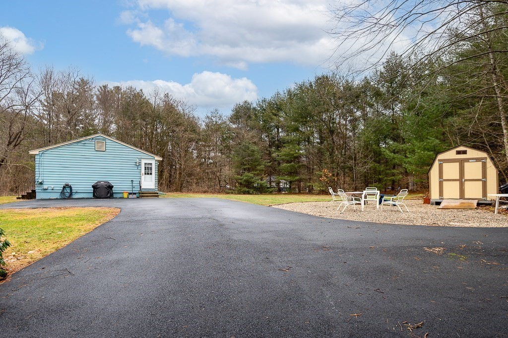 5 Buffum Road Charlton, MA 01507 - Photo 4 of 28 Gallery Image 4