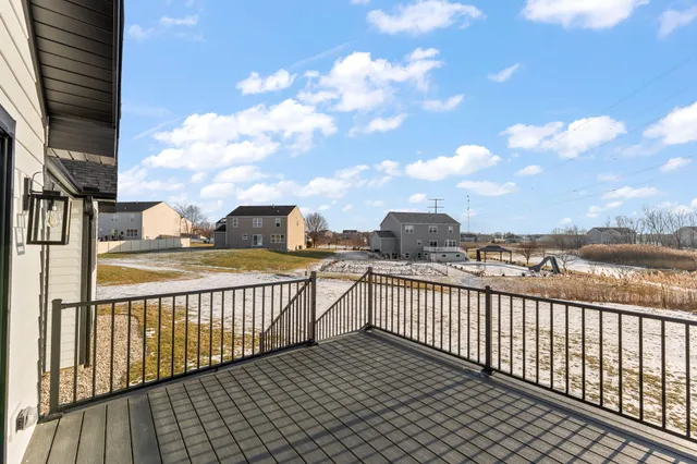 $549,900 | 13973 Blue Sky Drive, Dyer, IN 46311