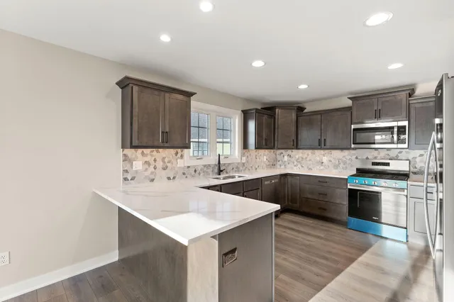 $549,900 | 13973 Blue Sky Drive, Dyer, IN 46311