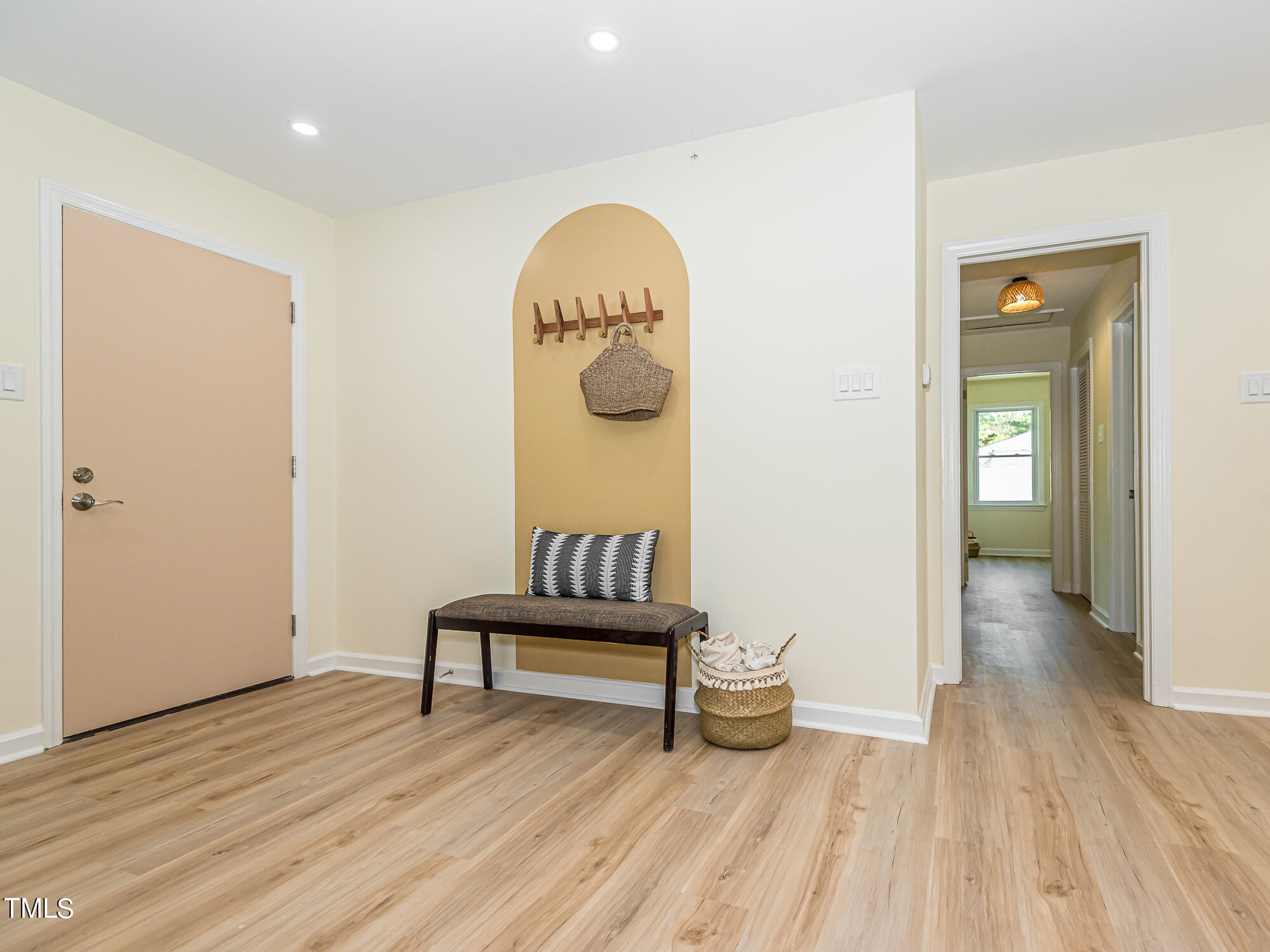 2619 Crestline Avenue Raleigh, NC 27603 - Photo 13 of 31 InTrust_Realty_Lee_2619_Crestline-4797