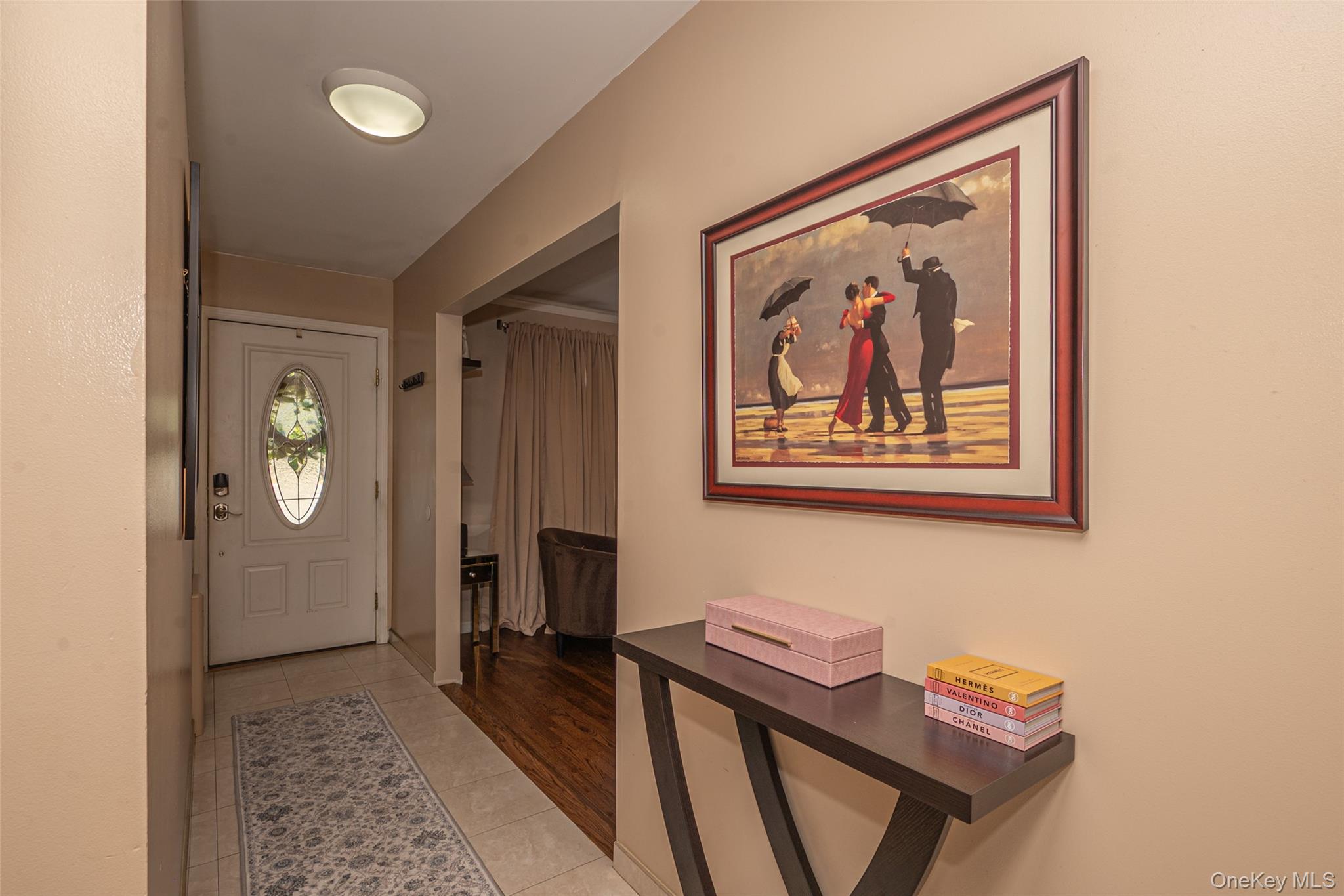 211 Gardner Avenue Jericho, NY 11753 - Photo 5 of 36 a view of a hallway with workspace