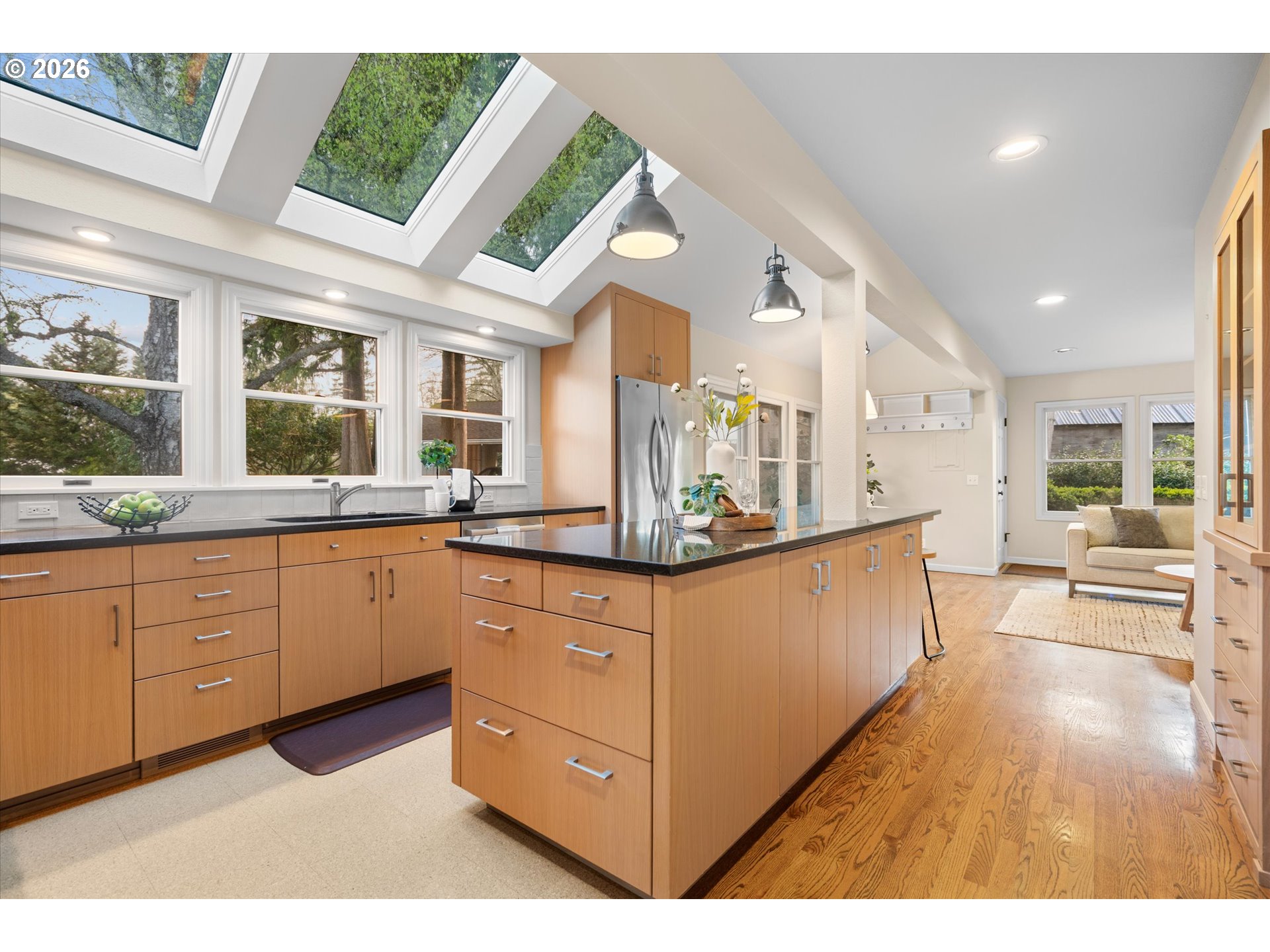 9045 Northwest Kaiser Road Portland, OR 97231 - Photo 19 of 46