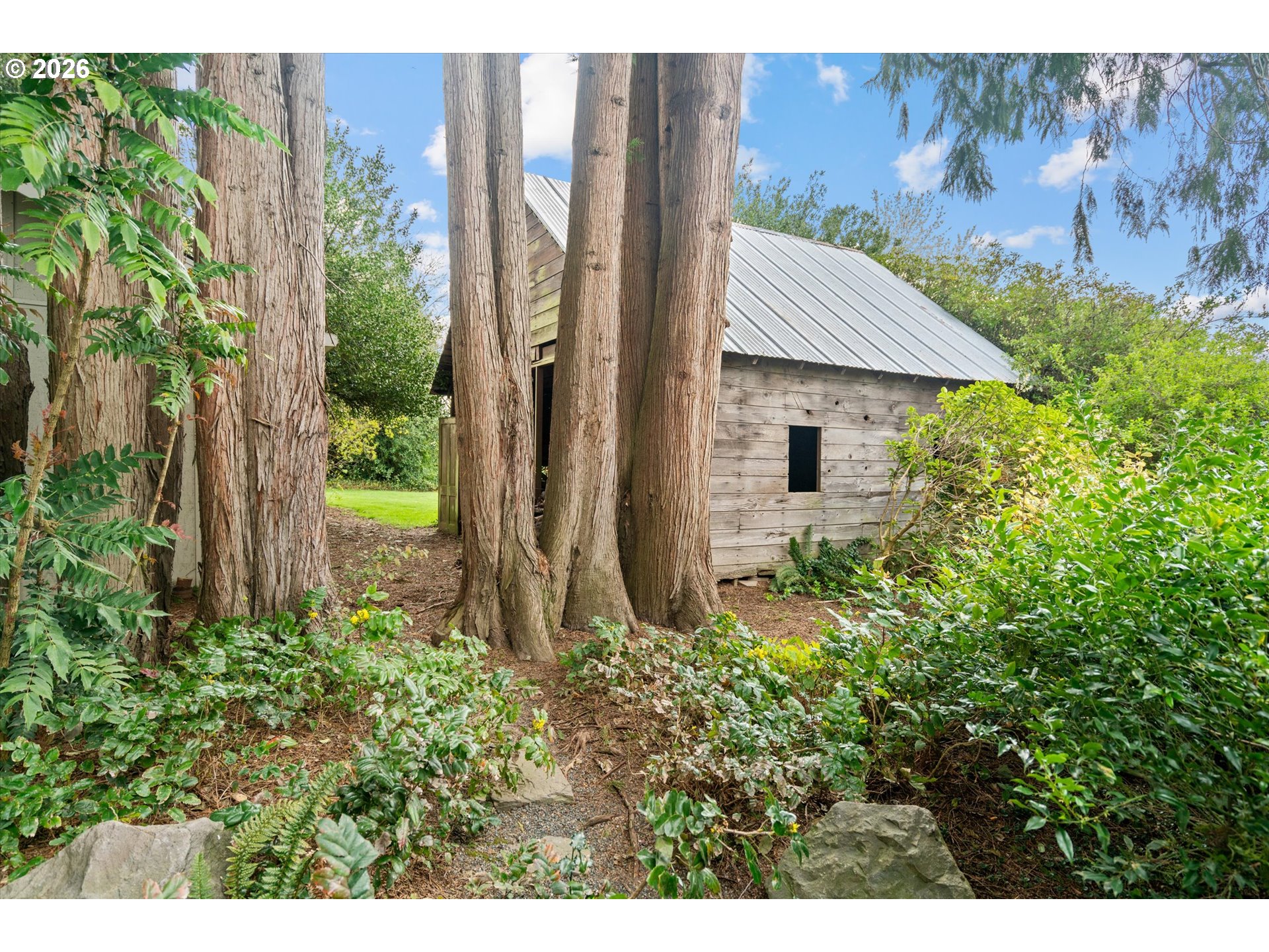 9045 Northwest Kaiser Road Portland, OR 97231 - Photo 38 of 46