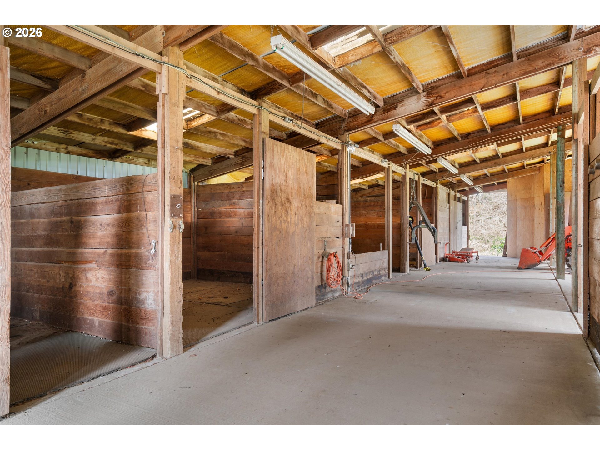 9045 Northwest Kaiser Road Portland, OR 97231 - Photo 43 of 46