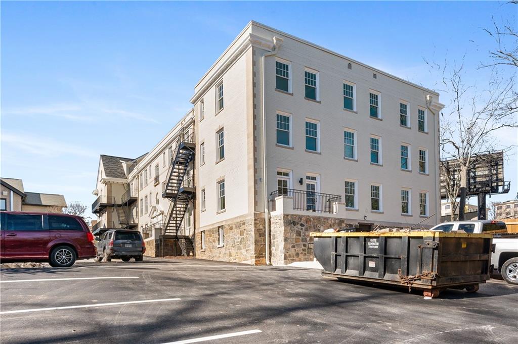 2909 Peachtree Street Northeast, Unit 206 Atlanta, GA 30305 - Photo 11 of 15